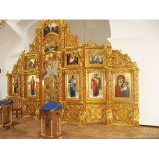 Иконостас с выступающей  формой,8 м*4.5 м