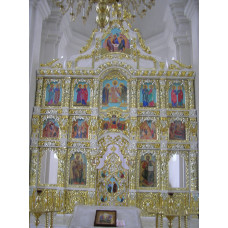 Иконостасы резные из дерева,позолоченные